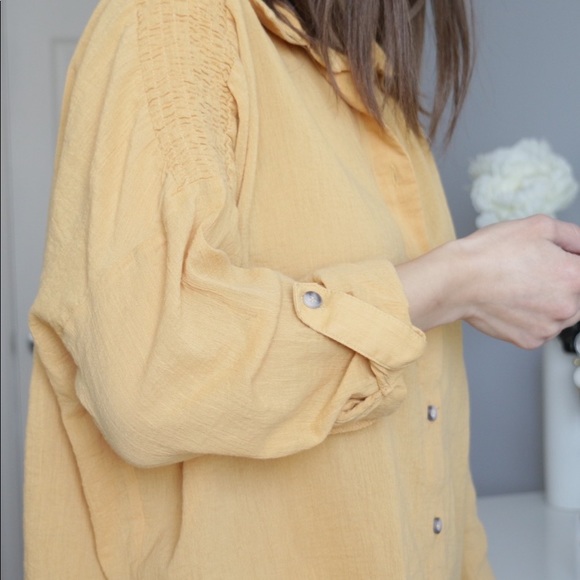 Zara Button Down Shirt - Picture 1 of 3